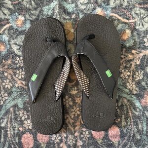 Sanuk Black Flip Flops